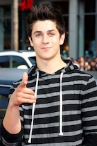 David Henrie : david-henrie-1456538041.jpg