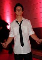 David Henrie : david_henrie_1215284855.jpg