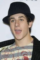 David Henrie : david_henrie_1218908432.jpg