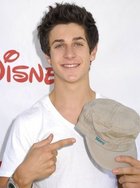 David Henrie : david_henrie_1220721399.jpg