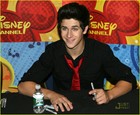 David Henrie : david_henrie_1220862080.jpg