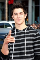 David Henrie : david_henrie_1266773619.jpg