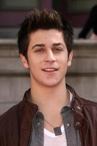 David Henrie : david_henrie_1288201462.jpg