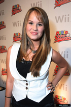 Debby Ryan : debbyryan_1222794413.jpg