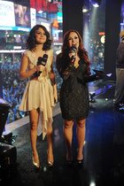 Demi Lovato : TI4U1406059376.jpg