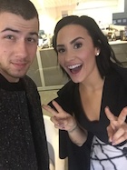 Demi Lovato : TI4U1445965449.jpg