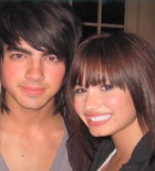 Demi Lovato : TI4U_u1222712344.jpg