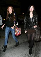 Demi Lovato : TI4U_u1265222010.jpg