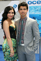Demi Lovato : TI4U_u1271704507.jpg