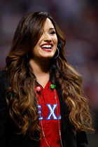 Demi Lovato : demi-lovato-1319510343.jpg