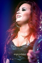 Demi Lovato : demi-lovato-1322936040.jpg
