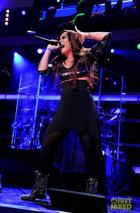 Demi Lovato : demi-lovato-1323543495.jpg