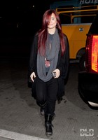 Demi Lovato : demi-lovato-1324045970.jpg