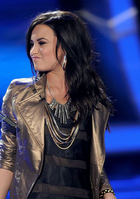 Demi Lovato : demi-lovato-1334913519.jpg