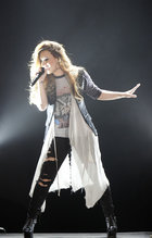Demi Lovato : demi-lovato-1337140249.jpg