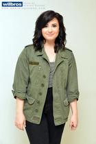 Demi Lovato : demi-lovato-1364314079.jpg