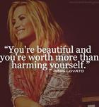 Demi Lovato : demi-lovato-1366484449.jpg