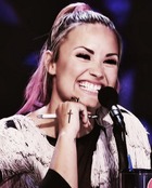 Demi Lovato : demi-lovato-1370707473.jpg