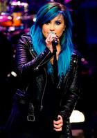 Demi Lovato : demi-lovato-1380824683.jpg