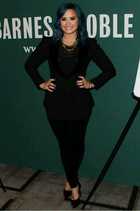 Demi Lovato : demi-lovato-1385400688.jpg