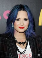 Demi Lovato : demi-lovato-1386506873.jpg