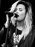 Demi Lovato : demi-lovato-1390511121.jpg