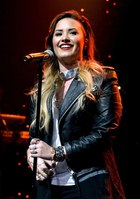 Demi Lovato : demi-lovato-1398288698.jpg