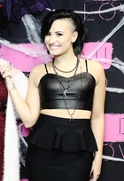 Demi Lovato : demi-lovato-1414084493.jpg