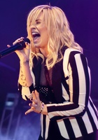 Demi Lovato : demi-lovato-1414085108.jpg