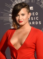 Demi Lovato : demi-lovato-1419734258.jpg