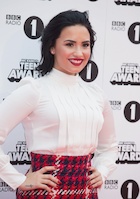 Demi Lovato : demi-lovato-1447066479.jpg