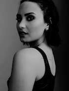 Demi Lovato : demi-lovato-1447626081.jpg