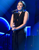 Demi Lovato : demi-lovato-1458339764.jpg