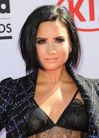 Demi Lovato : demi-lovato-1464380131.jpg