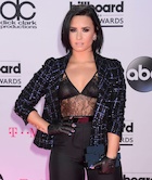 Demi Lovato : demi-lovato-1464380155.jpg