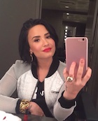 Demi Lovato : demi-lovato-1479664154.jpg