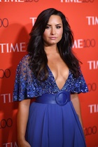 Demi Lovato : demi-lovato-1493351495.jpg