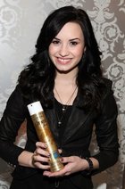 Demi Lovato : demi_lovato_1263768755.jpg