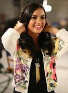 Demi Lovato : demi_lovato_1284240394.jpg