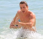 Derek Hough : derek-hough-1332198851.jpg