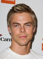 Derek Hough : derek-hough-1338913964.jpg