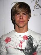 Derek Hough : derek-hough-1338931559.jpg