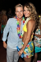 Derek Hough : derek-hough-1342553737.jpg