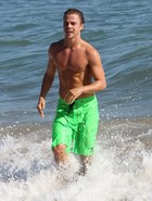 Derek Hough : derek-hough-1342578263.jpg