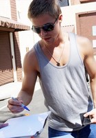 Derek Hough : derek-hough-1351785239.jpg