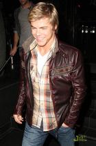 Derek Hough : derek-hough-1366340683.jpg