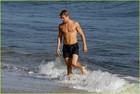 Derek Hough : derek-hough-1376586075.jpg