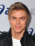 Derek Hough : derek-hough-1396348451.jpg