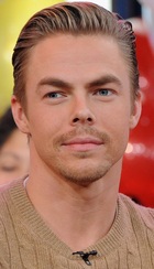 Derek Hough : derek-hough-1396723639.jpg