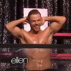 Derek Hough : derek-hough-1458793830.jpg